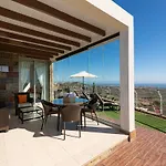In With Private Heated Pool San Bartolomé